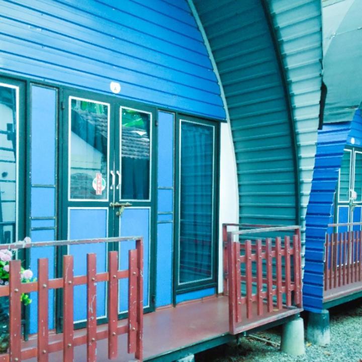Airport A4 Transit Hub - Eco Chalets Katunayaka Bagian luar foto